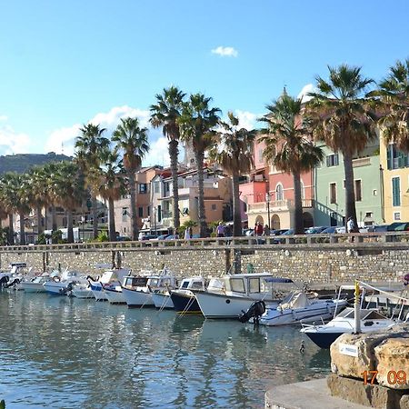 Casa Dall'Asilo Vecchio Leilighet Riva Ligure Eksteriør bilde